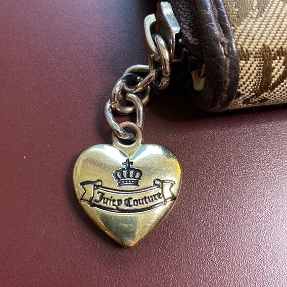 JUICY COUTURE Cross My Heart Wallet - Picture 7 of 13